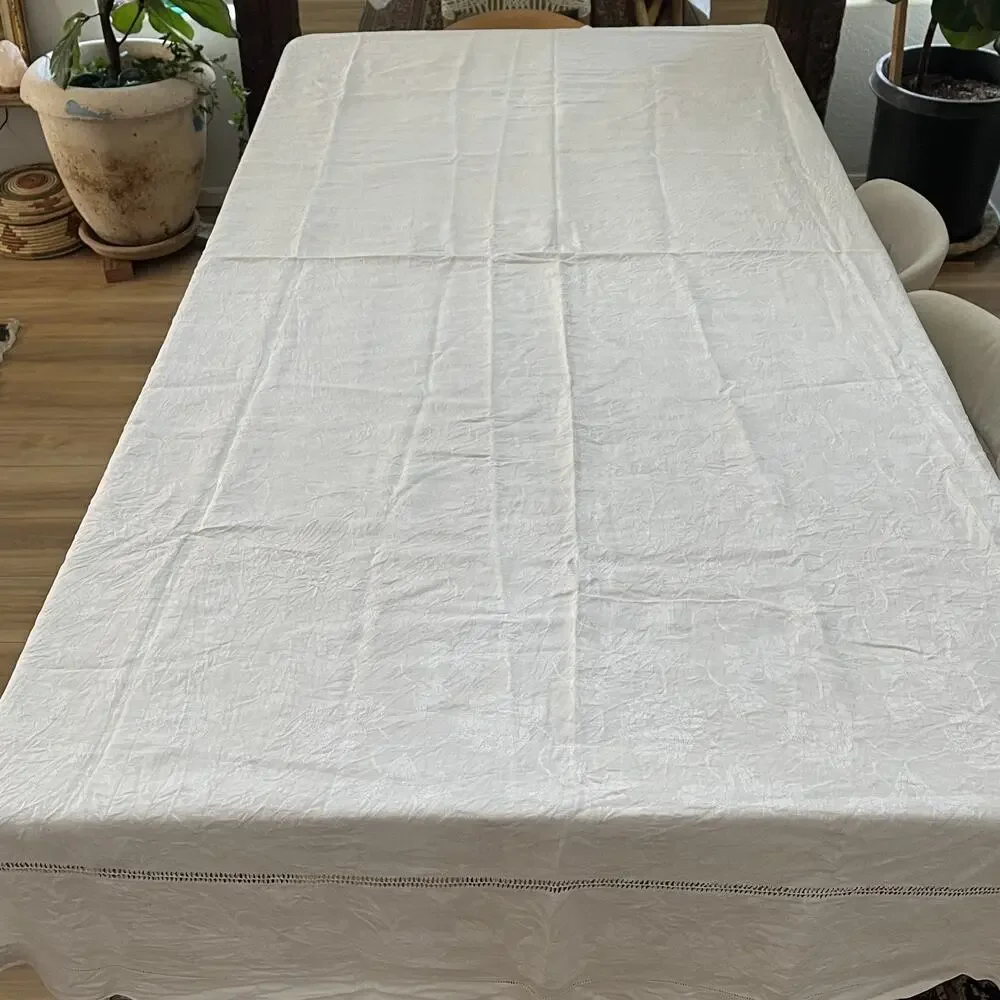 Linen Tablecloth 64